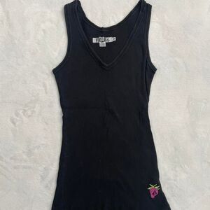 Volcom Strawberry Embroidered Y2K Tank Top Women's S Sleeveless Summer Vintage